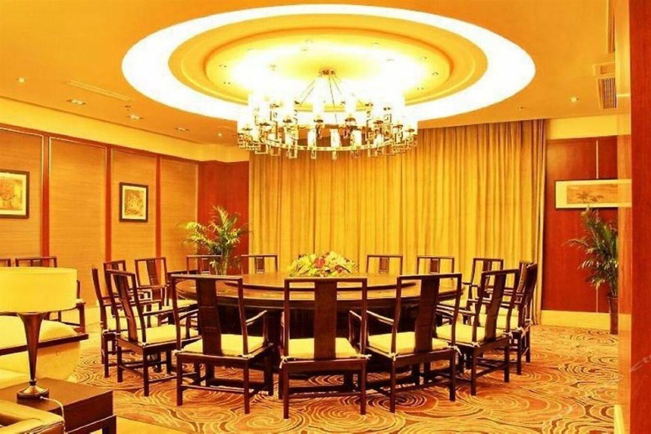 Langzhong Grand Hotel Shahepu Buitenkant foto